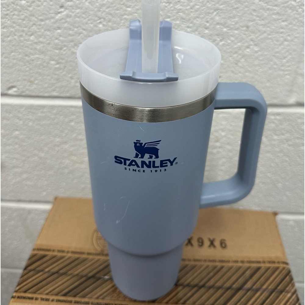 STANLEY TUMBLER 40 OZ